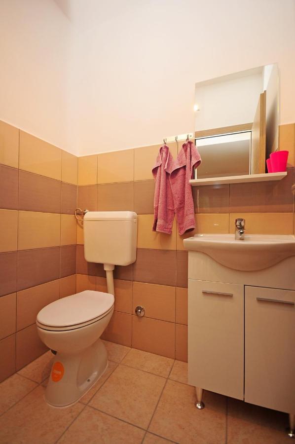 Kuca Za Odmor Maka Villa Kucice Ngoại thất bức ảnh