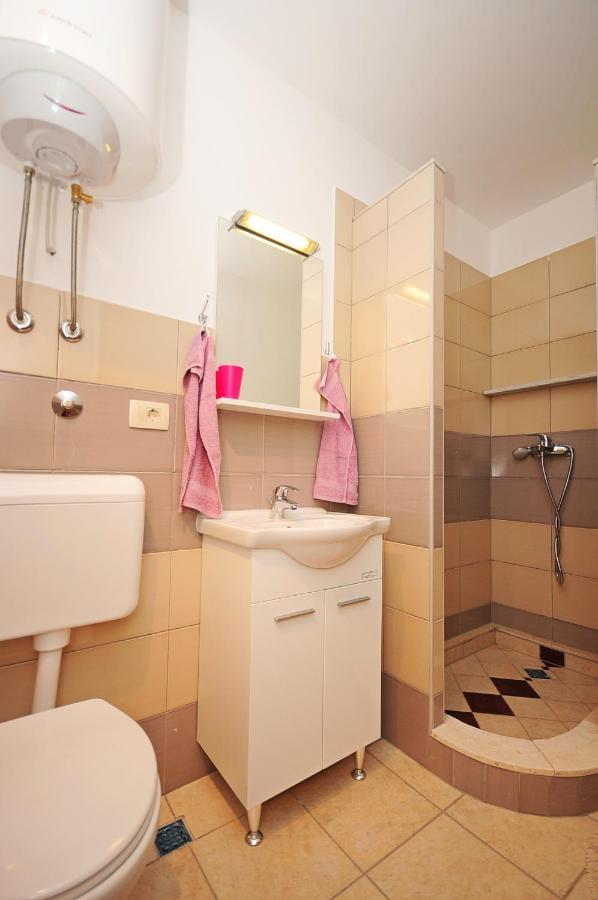 Kuca Za Odmor Maka Villa Kucice Ngoại thất bức ảnh