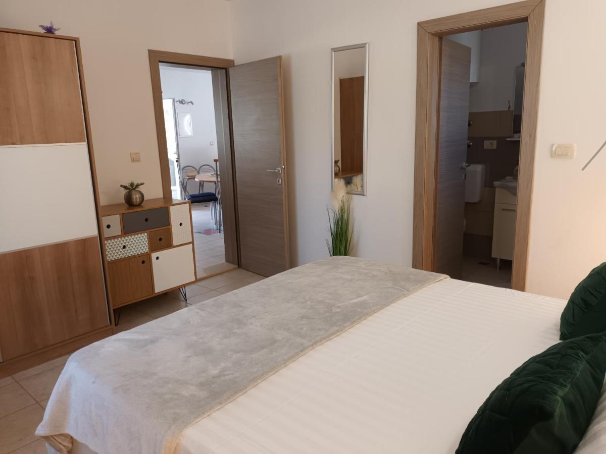 Kuca Za Odmor Maka Villa Kucice Ngoại thất bức ảnh